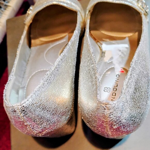 Bandolino metallic gold loafers size 7 New! **Read - Picture 5 of 12